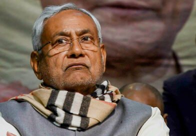 CM Nitish refused to wear Muslim cap on the stage