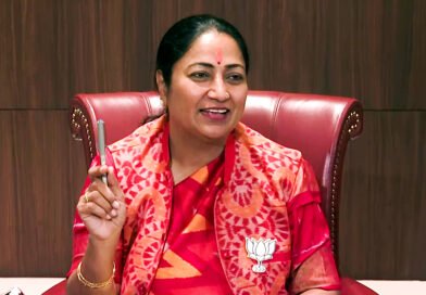 Delhi CM inaugurates her office in Civil Lines